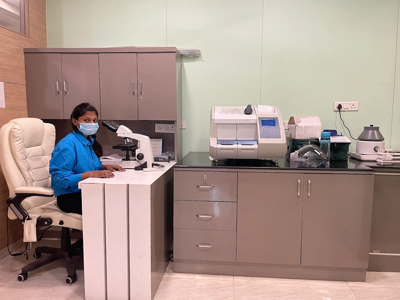Divine Care ECG setup